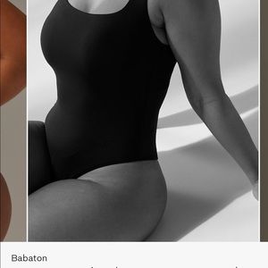 Aritzia: Babaton Bodysuit (Black) NWT!
